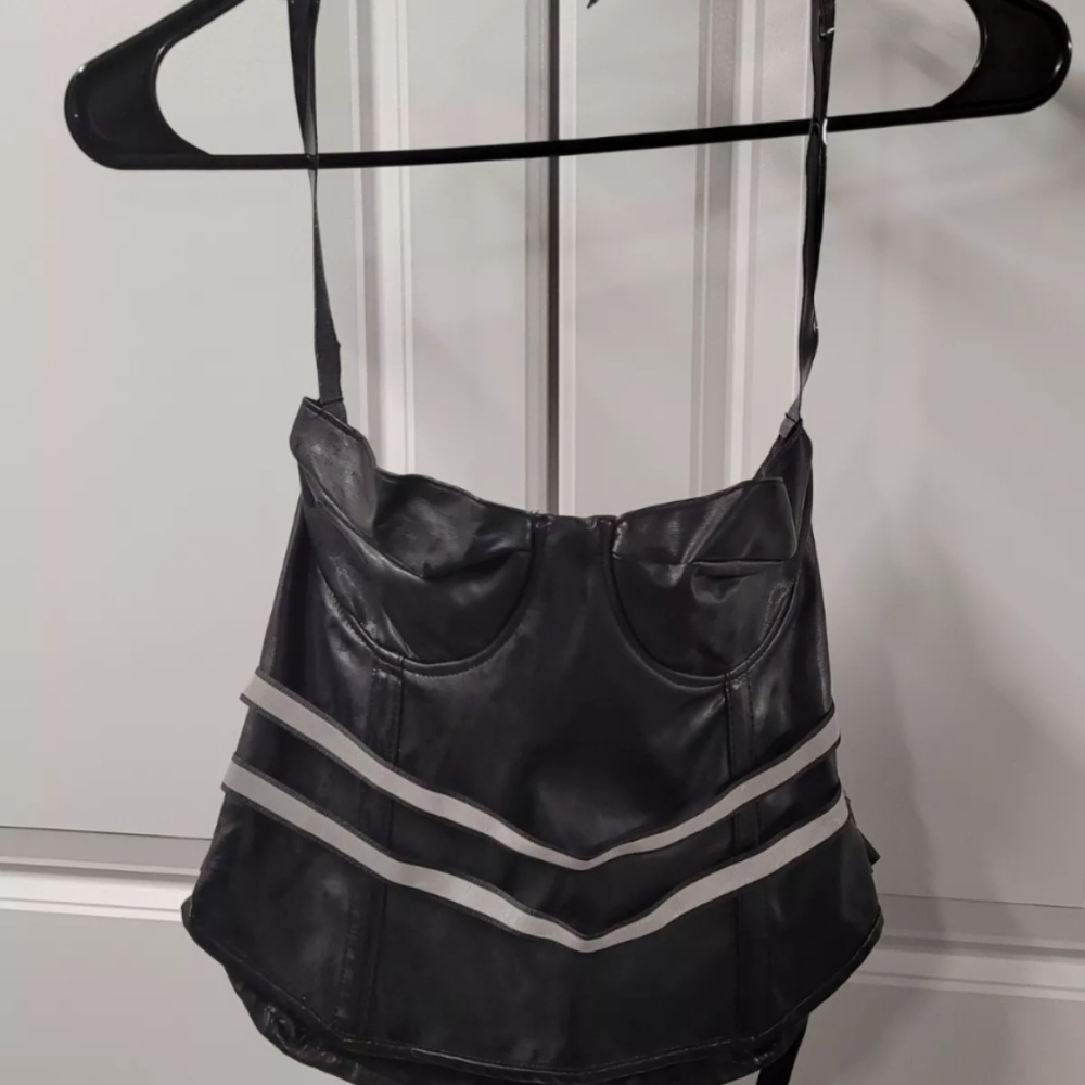 Leg Avenue Women's Tank Top Size: Medium